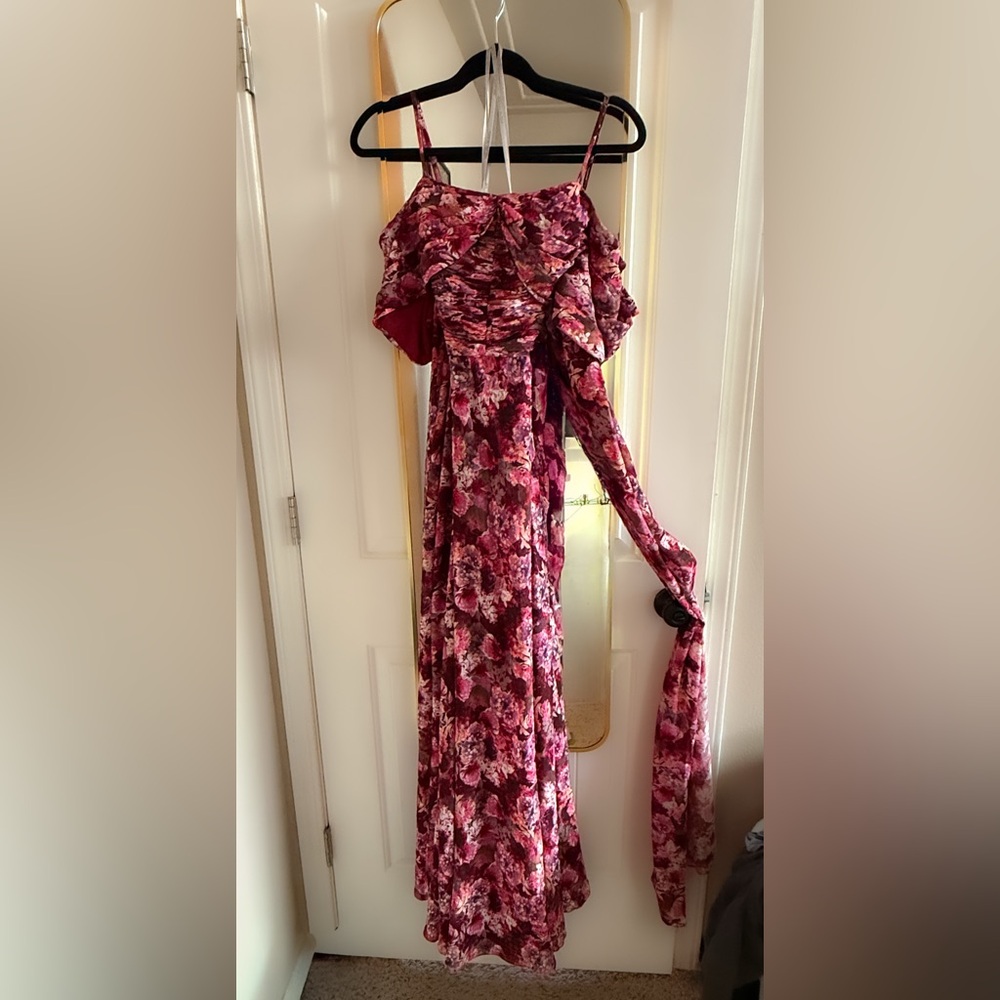 Floral Off-Shoulder Gown - Picture 3 of 5